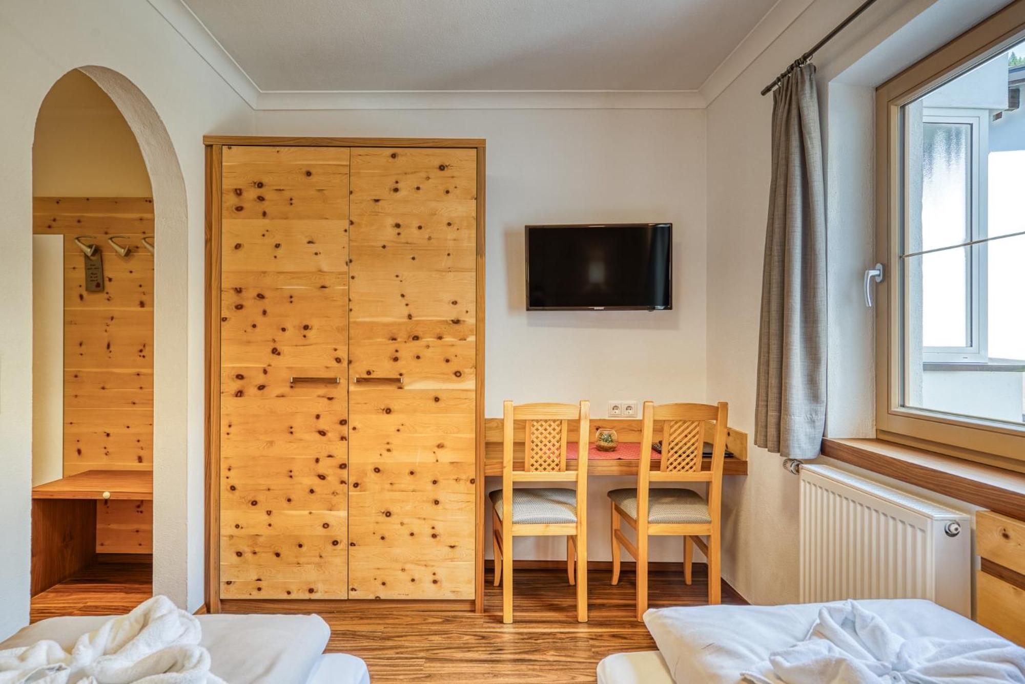 Hotel Sonnenhof Gerlos Centrum Exterior photo