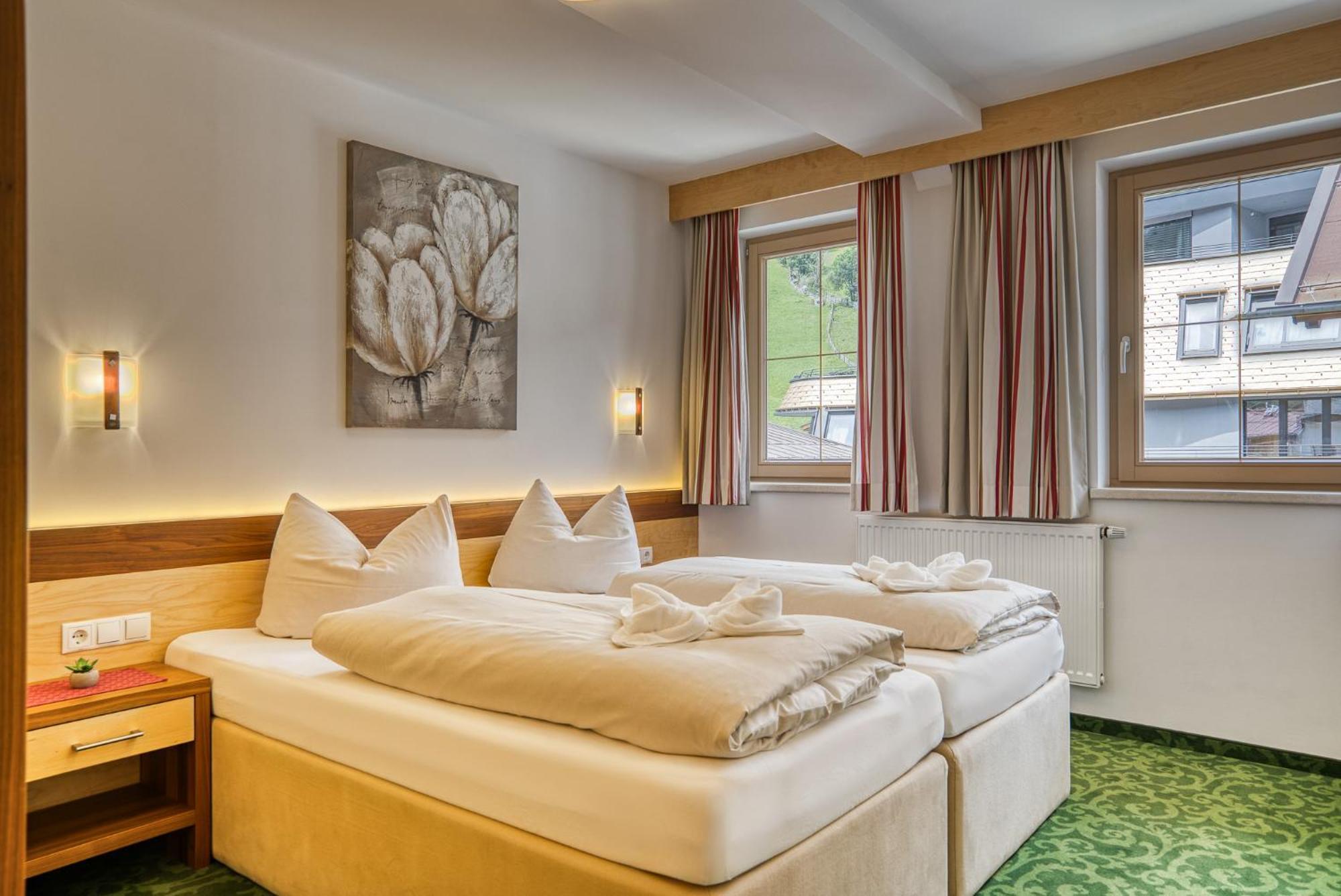 Hotel Sonnenhof Gerlos Centrum Exterior photo